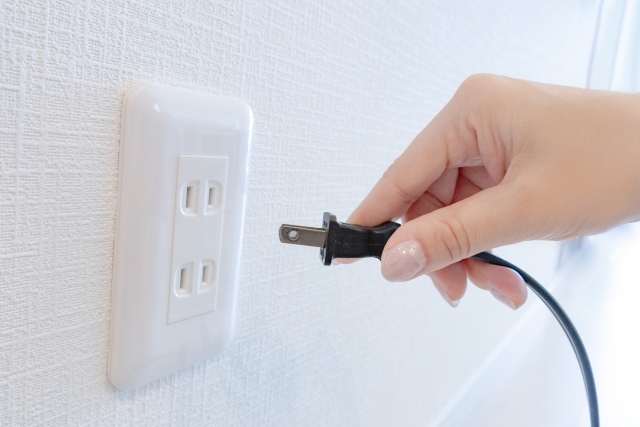 一個日本的電源插座,在日本被稱為「konsento」。